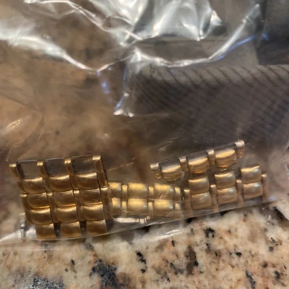 Vintage Men’s Watch-Bill Blass Brand - Picture 4 of 5